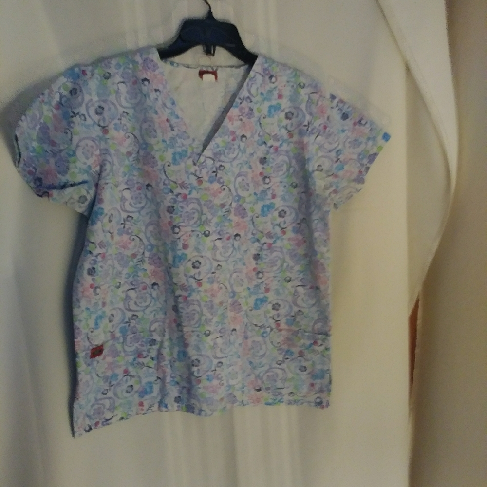 Ikey Scrub Shirt